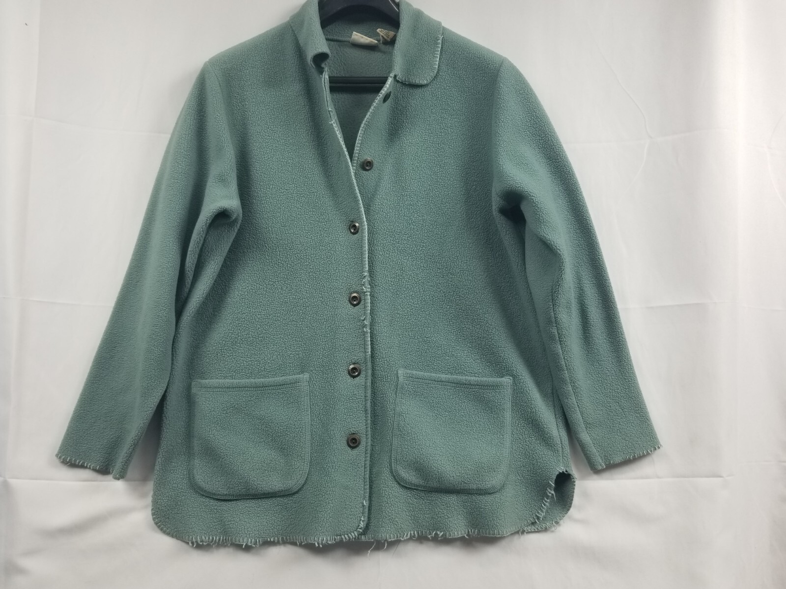 L.L. bean vintage 90s button down Green cardigan Sweater Women&rsquo;s Made In Macau
