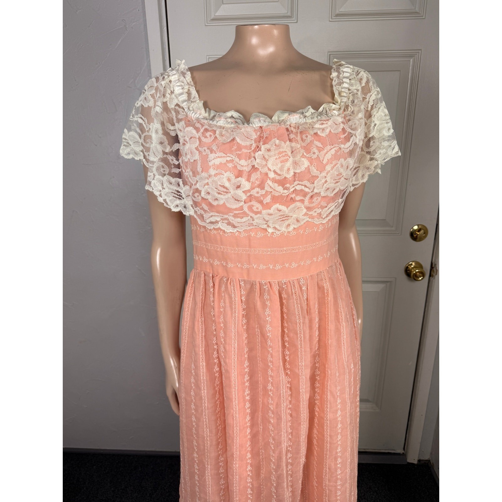 Vintage 70&rsquo;s Handmade Women&rsquo;s Dress Prairie Floral Cotton Lace Bridesmaid N10