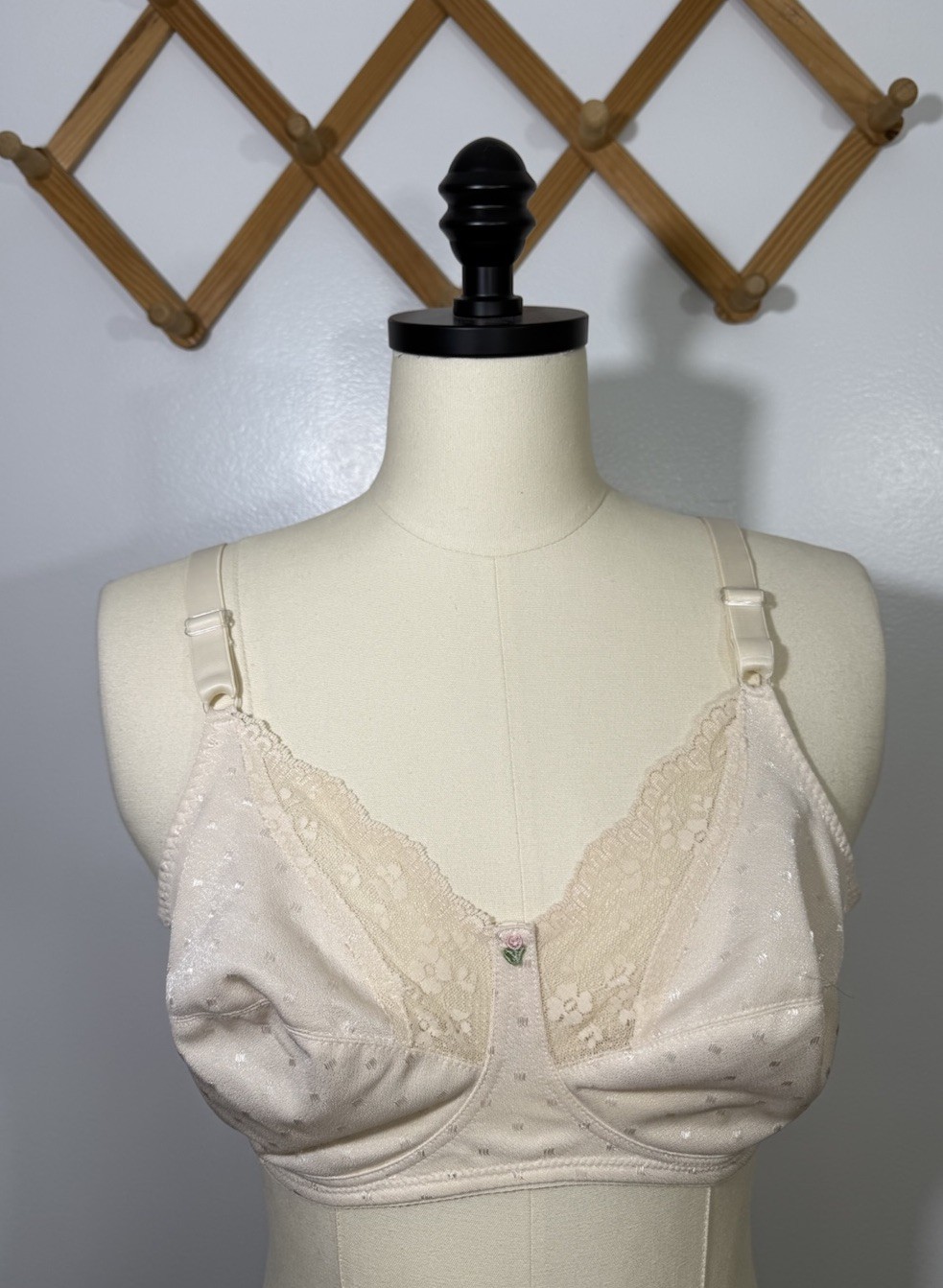 Vintage Bra Maidenform Letter Perfect 36C
