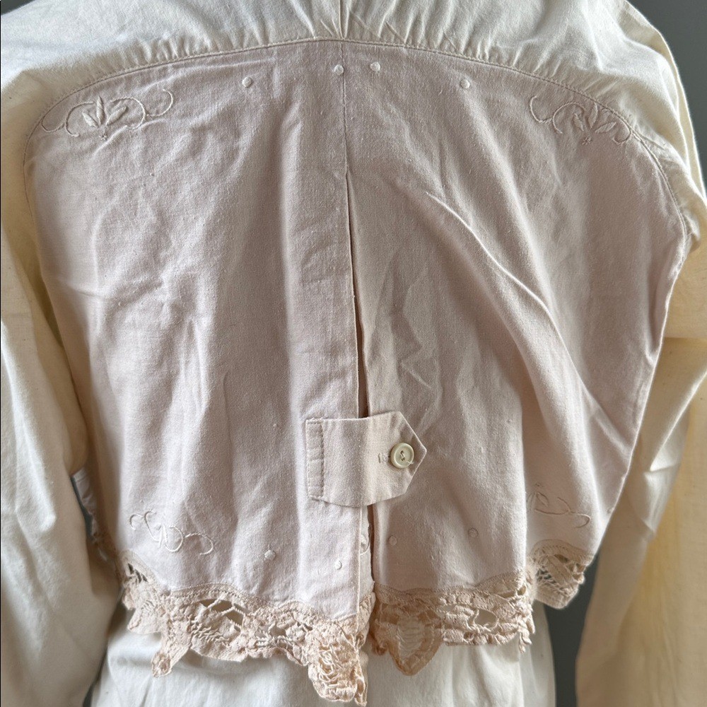 Vintage Handmade Doily lace trimmed cotton western rodeo long sleeve button down
