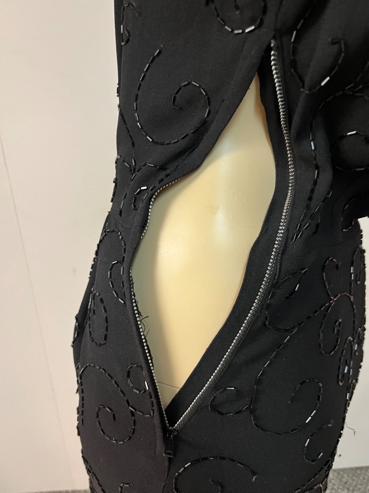 Vintage 1950s Cuffed Cleavage Black Beaded Side Zipper Cocktail Dress Bust 34