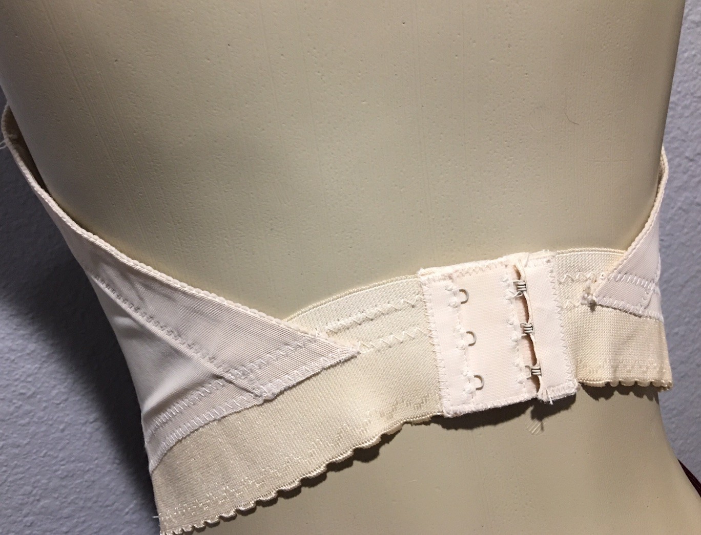 Vtg Young Smoothie Backless Sheer Lace Bustier Corset 36 B