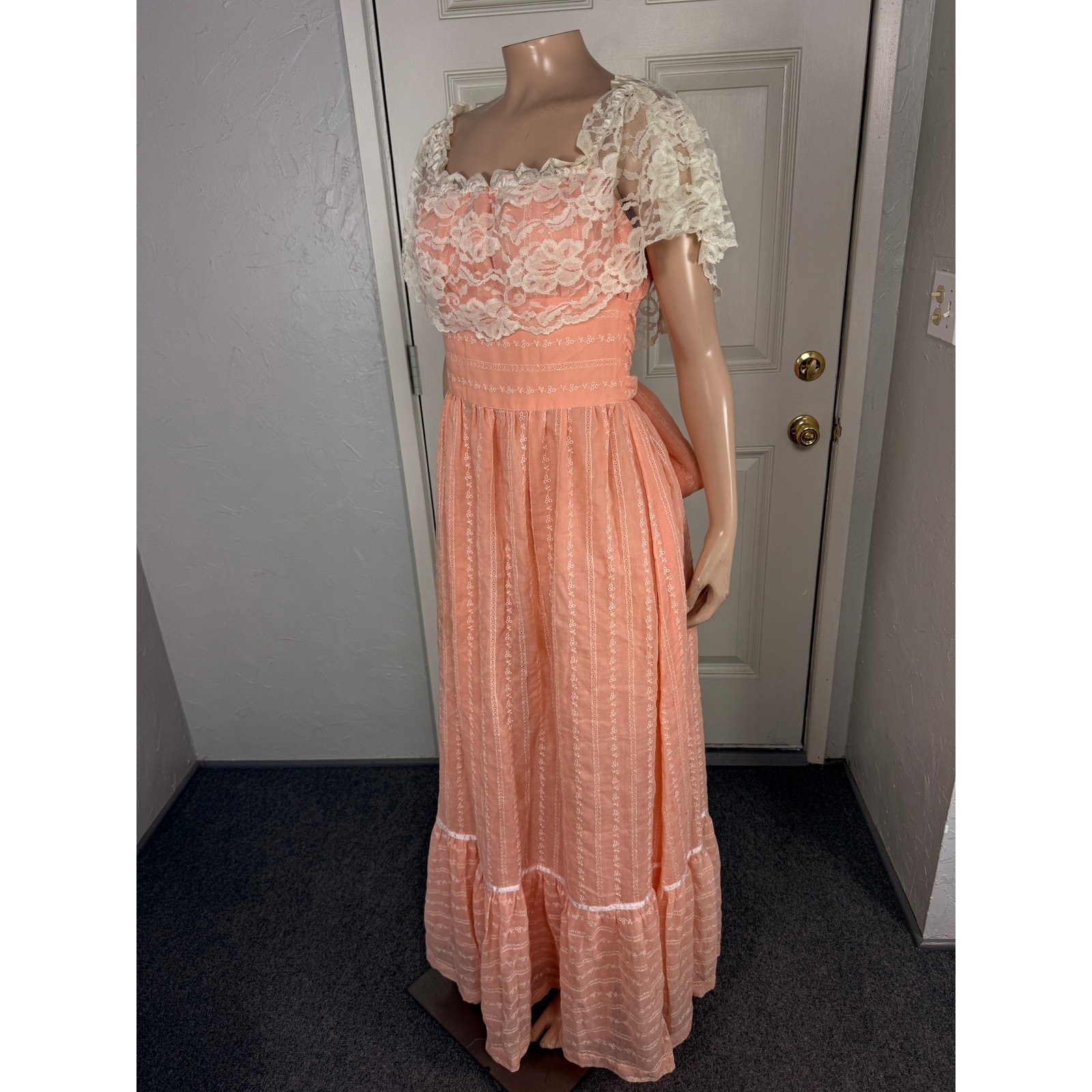 Vintage 70&rsquo;s Handmade Women&rsquo;s Dress Prairie Floral Cotton Lace Bridesmaid N10