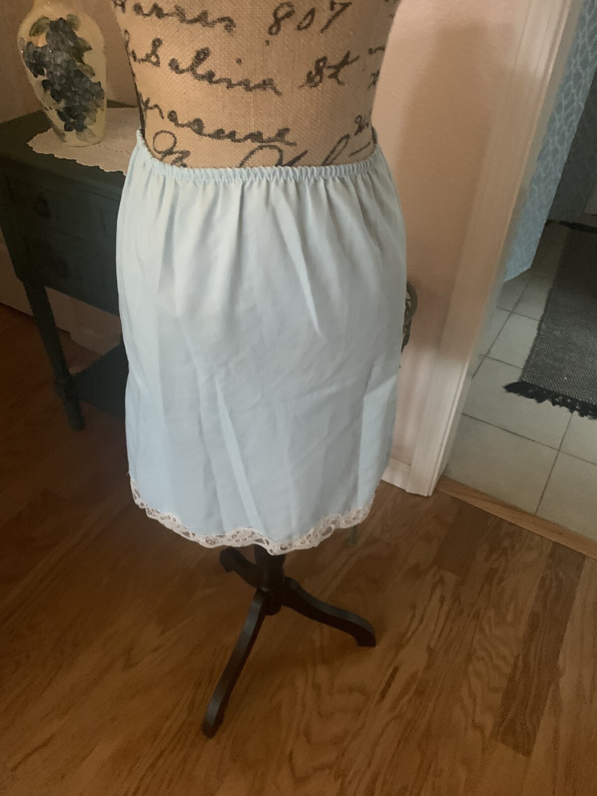 VINTAGE Powder Blue Half Slip w Lace Trim Size S