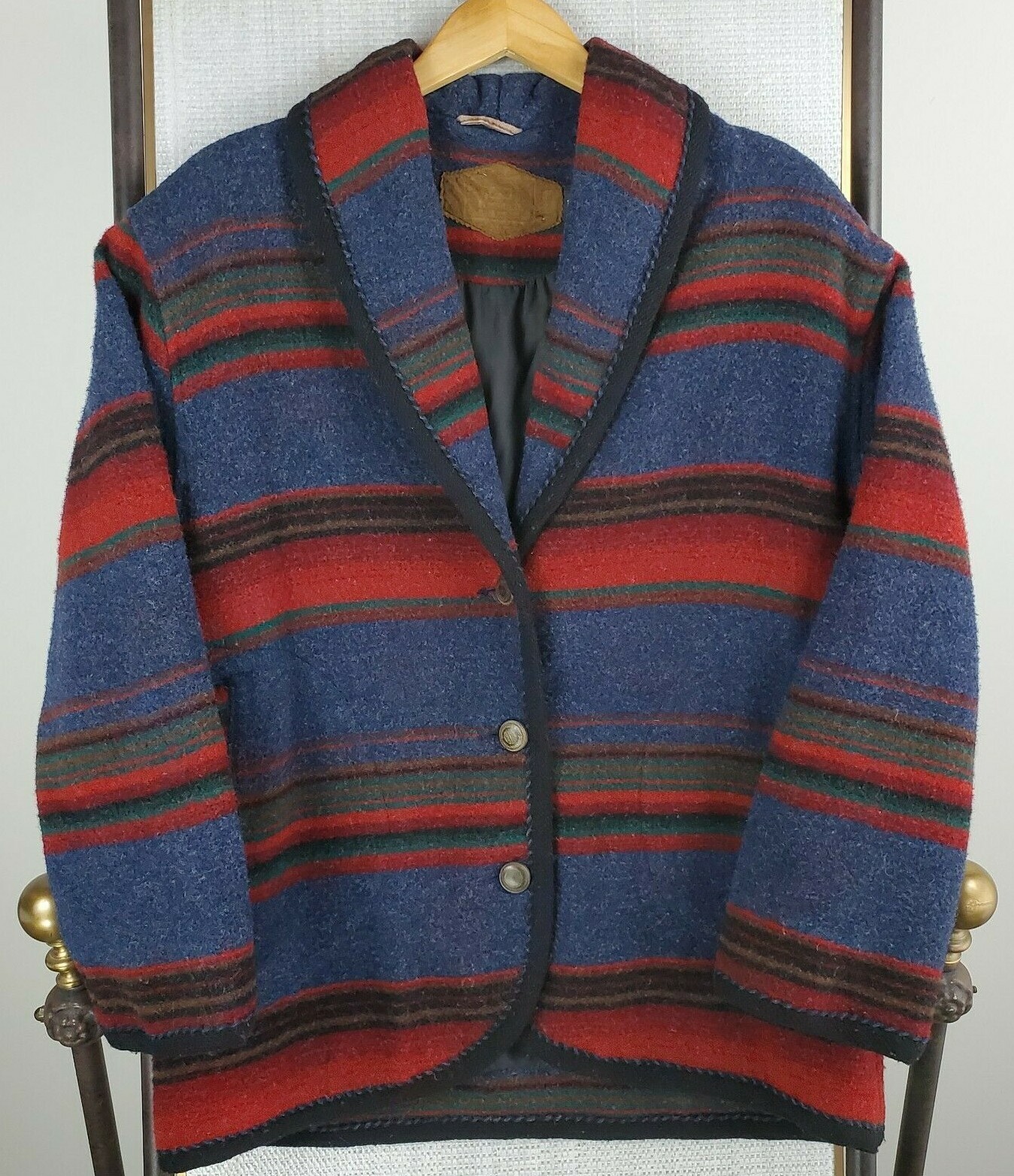 VTG WOOLRICH Size Medium Womens Made in USA Wool Southwest Barn Chore Coat