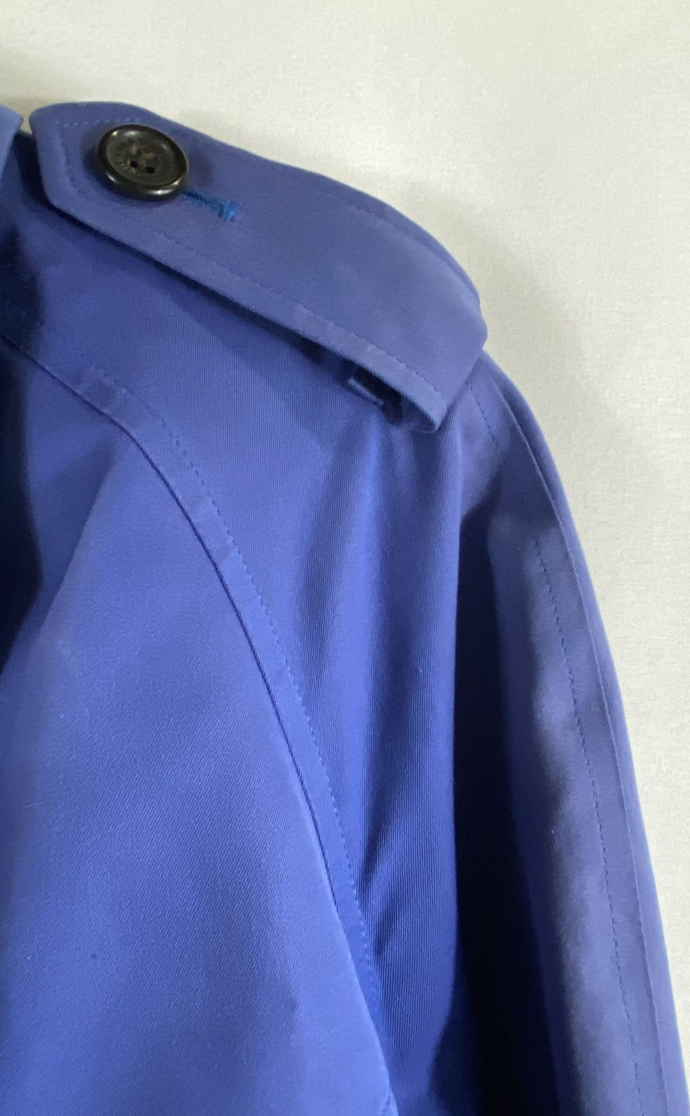 Vintage Burberry London Women&rsquo;s Blue Cotton Trench Coat Made in England Sz 10