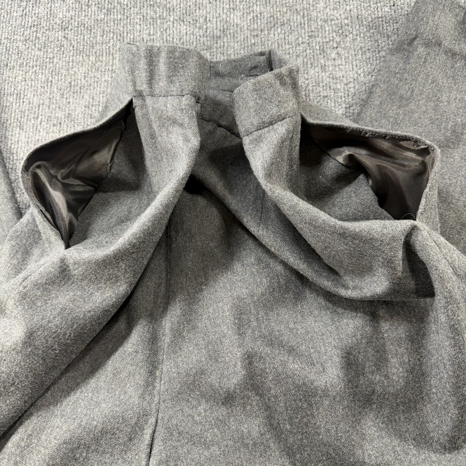 Vtg Pendleton 100% Wool 2-Pc Women&rsquo;s Dark Gray Suit Blazer S 12, Pants S 12
