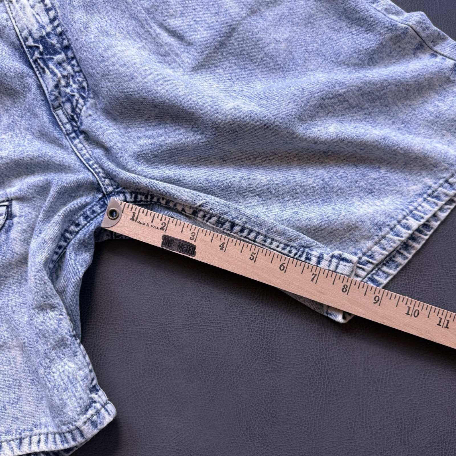 vintage 90s levi’s silver tab acid wash shorts size 30”