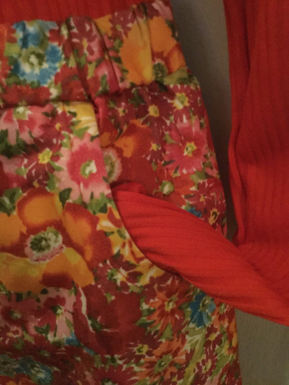 1970s Handmade Floral Spring Mod Indie Elastic Canvas Red Yellow Green Pink M