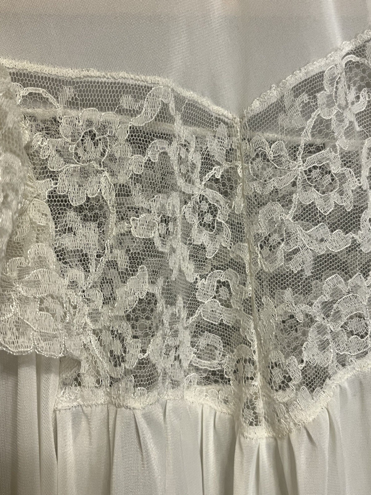 MCM Peignoir Set Radcliffe White Nightgown 2-Pc Lingerie Long 36 M Bridal VTG