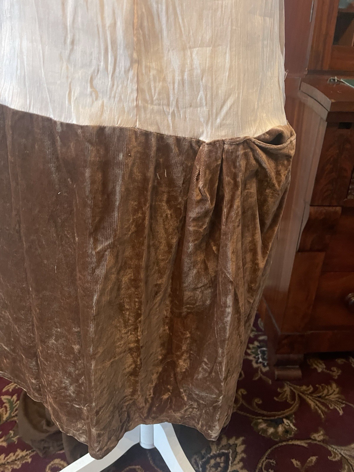 Antique 1920s Brown Chiffon Crepe Flapper Dress Art Deco Black Beading