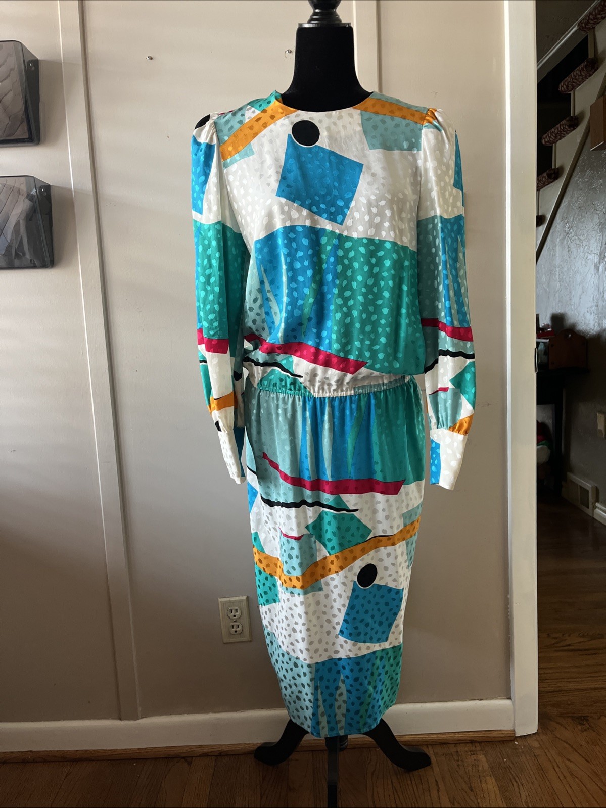 Vintage AP Ltd 100% Silk Size 10 Made In Korea 80s/90s Colorful Stretchy Waist