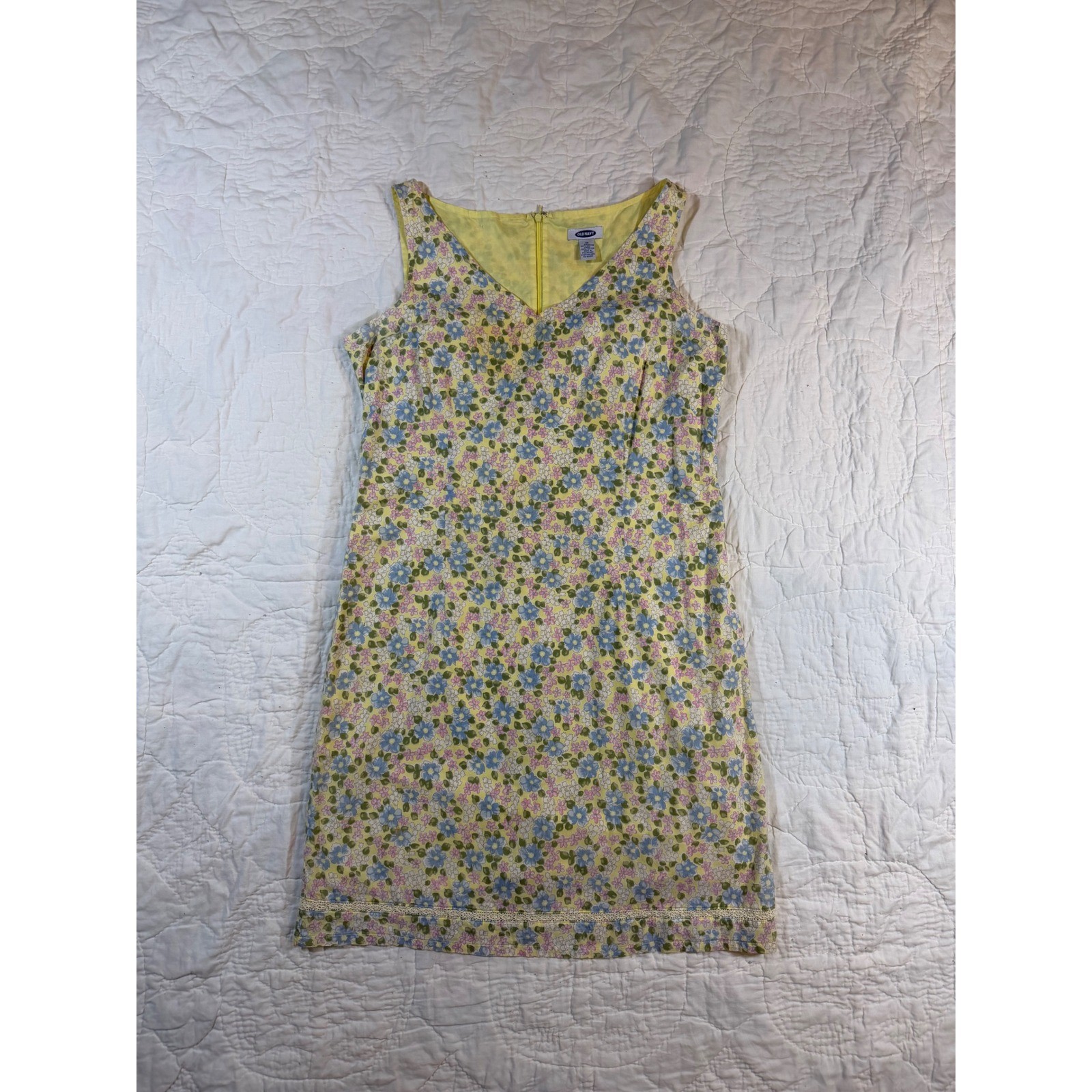 Old Navy Vtg Floral 100% Cotton V-neck & Knee Length dress Sz 12 Cottage Retro