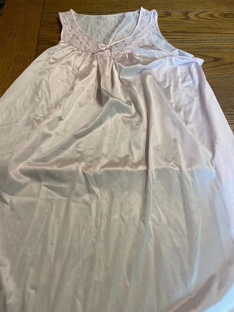 Vintage Lorraine Nightgown Women&rsquo;s Medium Pink Lace Detail Sleeveless Nylon USA