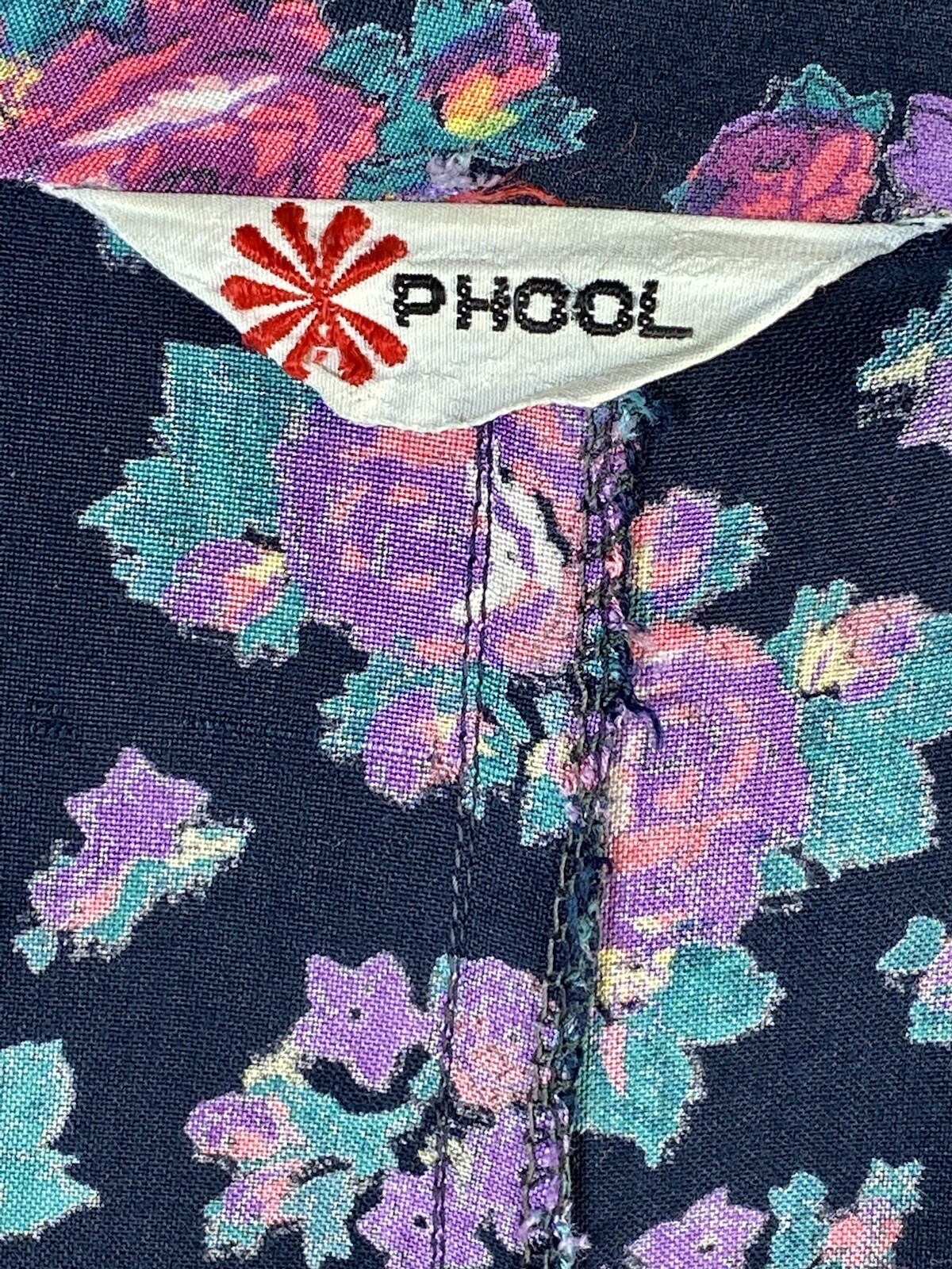 Vintage 1980s-does-VICTORIAN style floral rayon blouse with mutton sleeves PHOOL