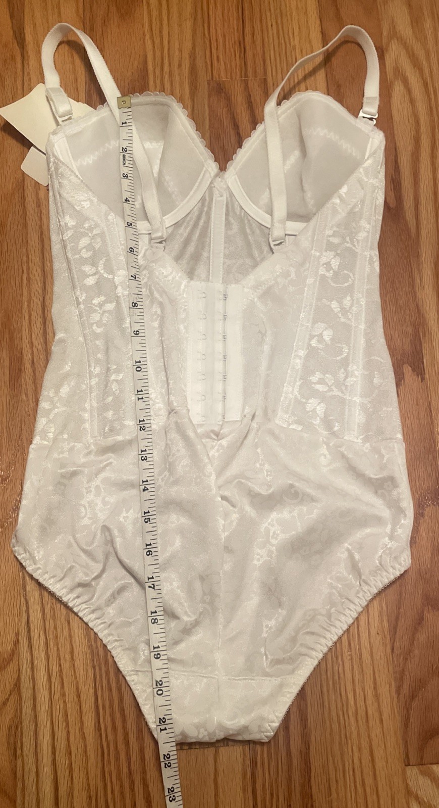 VINTAGE CARNIVAL CORSOLETTE BODY SHAPER White Size 32C LINGERIE NOS