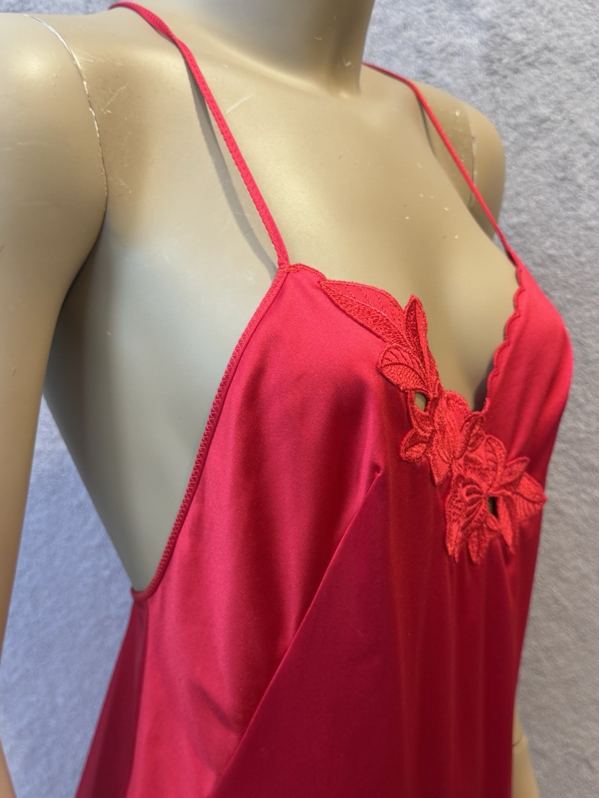 VTG Shadowline Sexy Red Nightgown Backless w/Straps, Flirty, Bombshell, Sz S/M