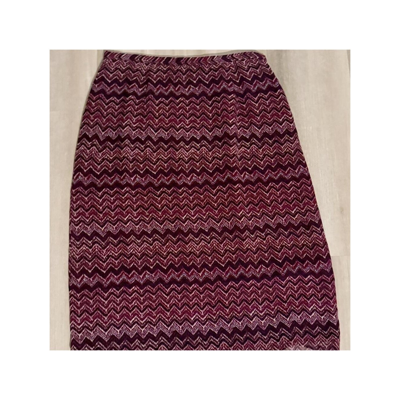 Harold&rsquo;s 90&rsquo;s Style Knee Length Skirt Red Chevron Pattern