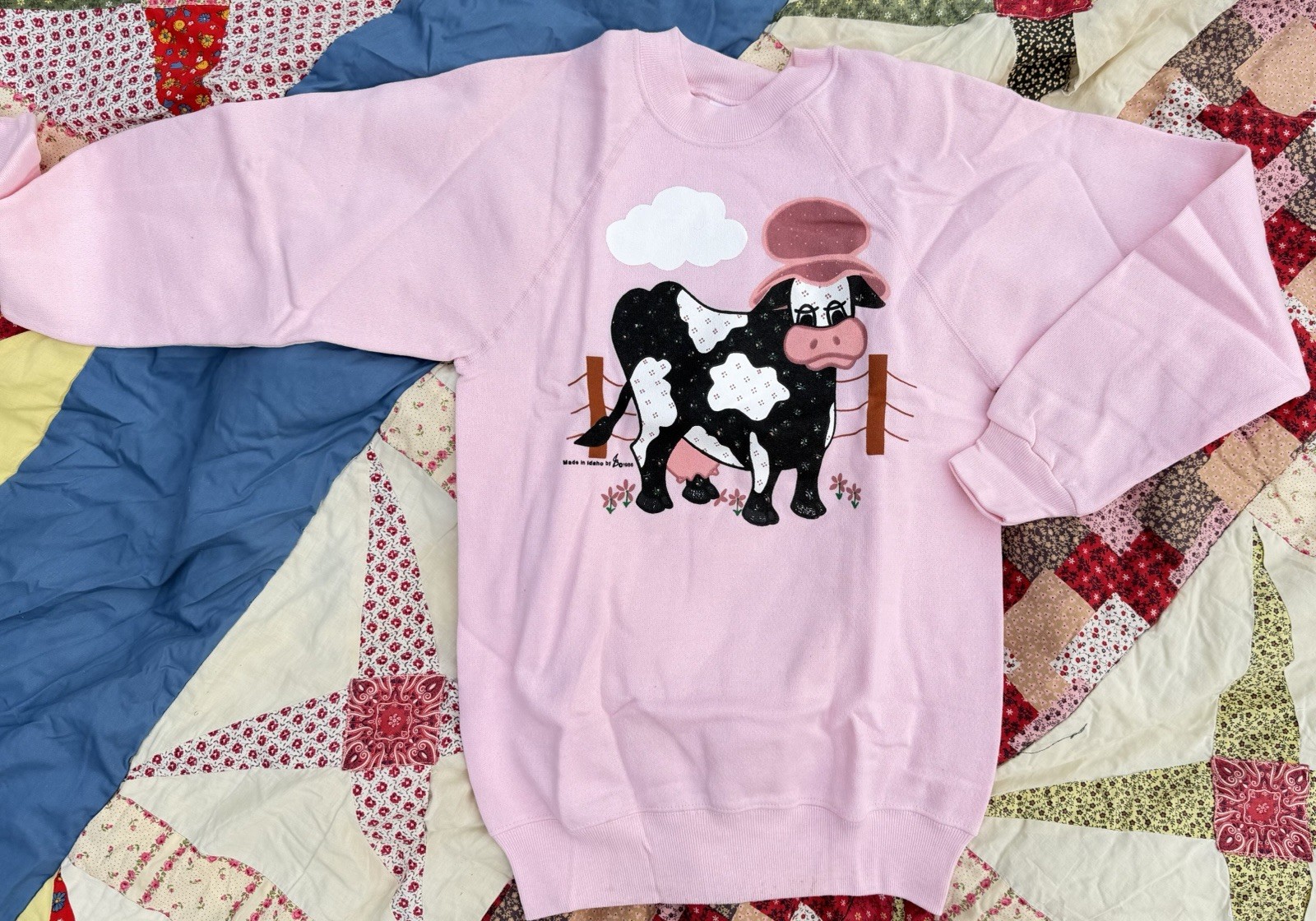VTG 1986 NOS Hanes Pink Cow Sweatshirt Small 34-36 Idaho JB Farm Country USA