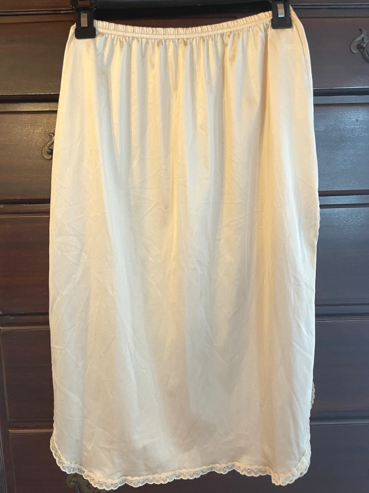 Vtg USA VANITY FAIR Antron III Nylon 2-Sided Slit Half Slip Small TT 26&Prime;
