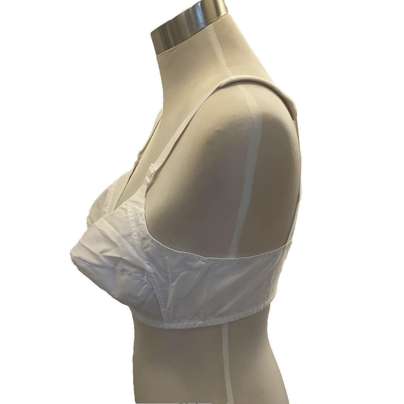 Retro Vtg NOS White Exquisite Form Pointy Bullet Bra 36 B Pinup Girl NIP New
