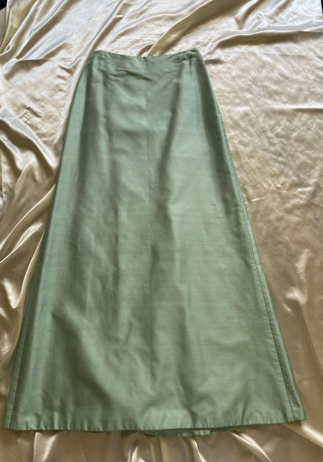 Carmen Marc Valvo 100% Silk Seafoam Maxi Column Minimalist Skirt Size 6 Vintage
