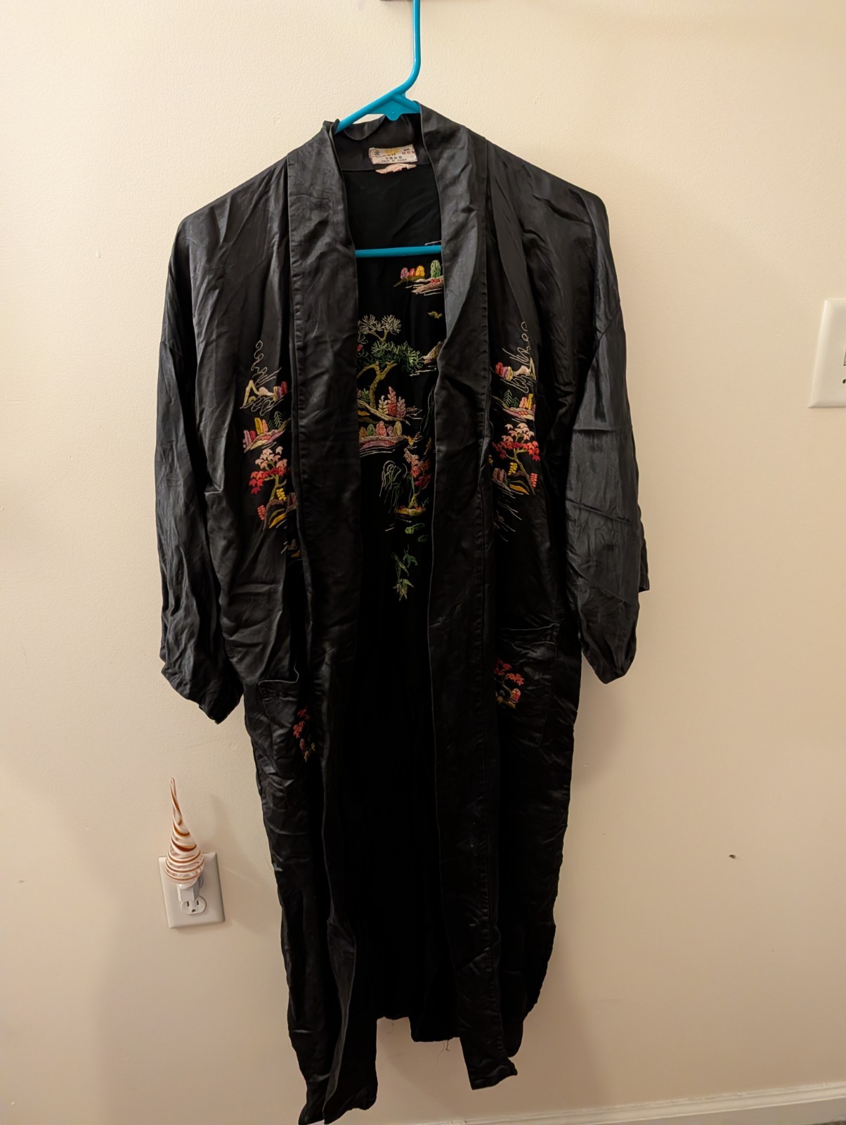 Golden Bee Black Multicolor Embroidered Asian Inspired Vintage Robe