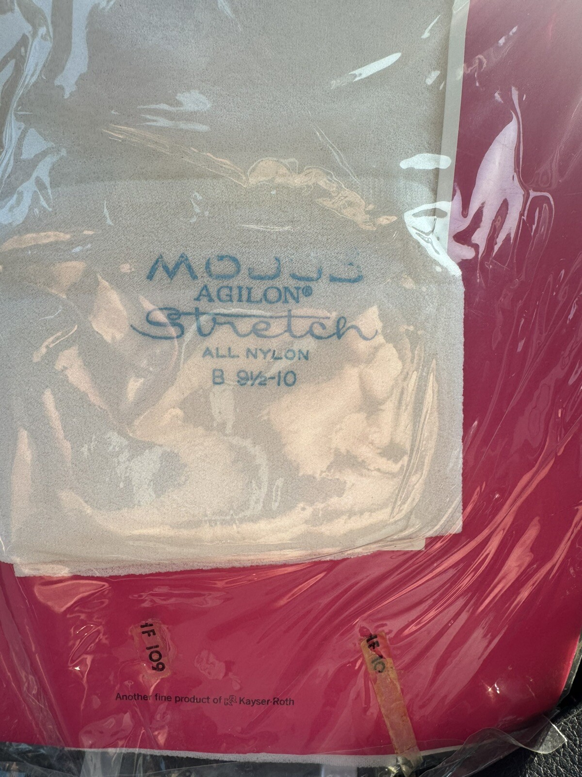Mojud Seamless Mesh Agilon Nylon Stockings Sz 9 1/2-10 Long Color White 1960s