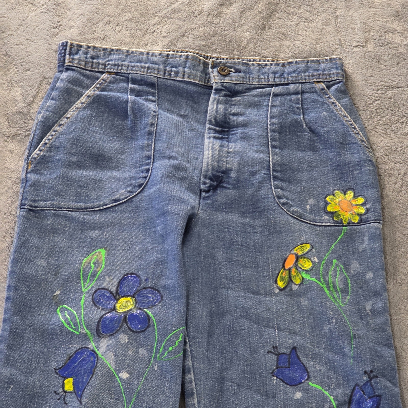 Vintage Levi’s 70s Orange Tab Pleated Front Painted Flowers Wide Leg 29W 31L