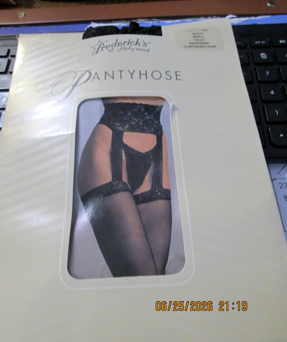 VTG FREDERICK&rsquo;S of HOLLYWOOD Black Lace Top Suspender backseam Pantyhose Sz S