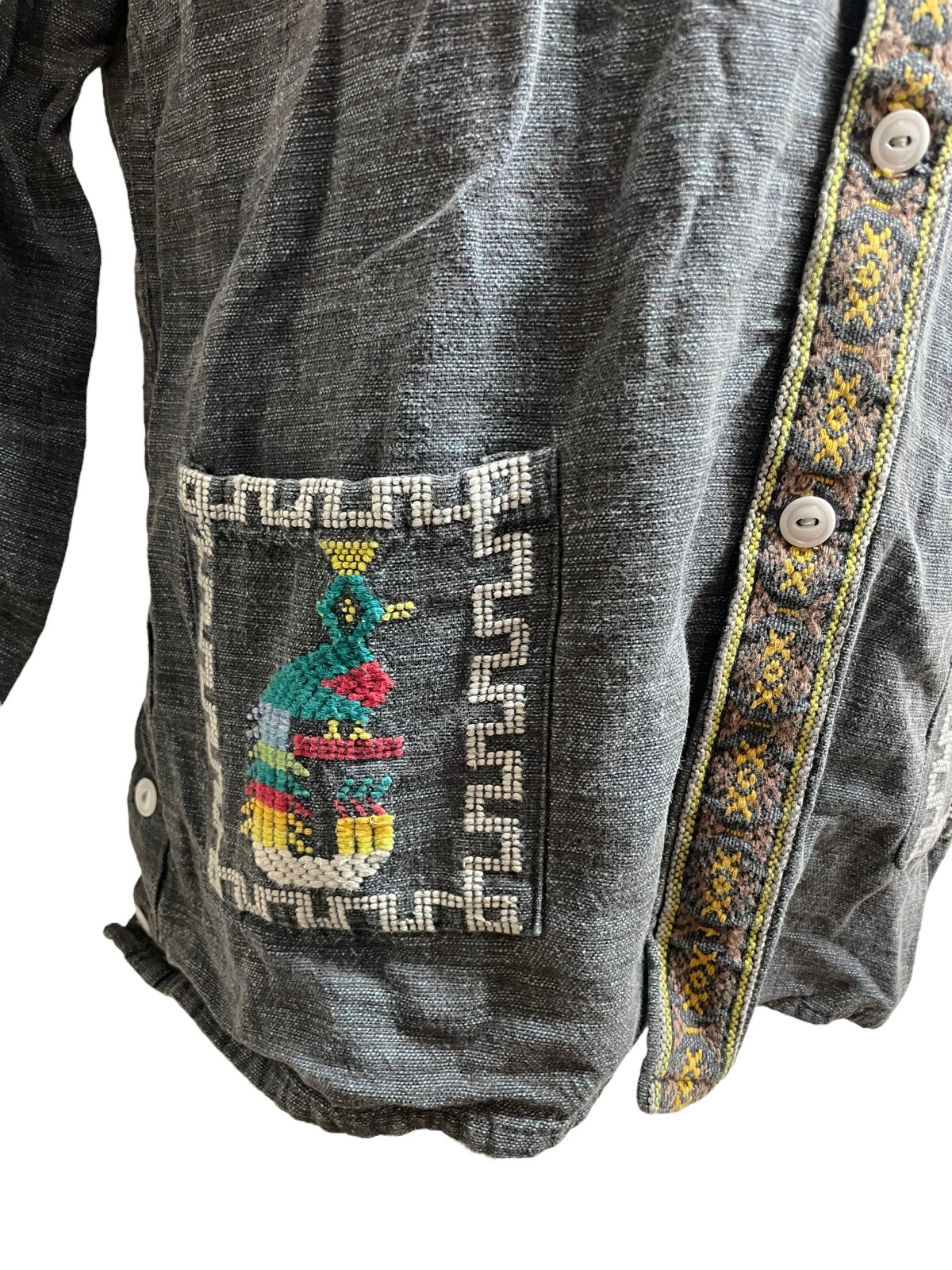 Vintage Chambray Denim Shirt Jacket Embroidered BIRDS Pockets Button Down