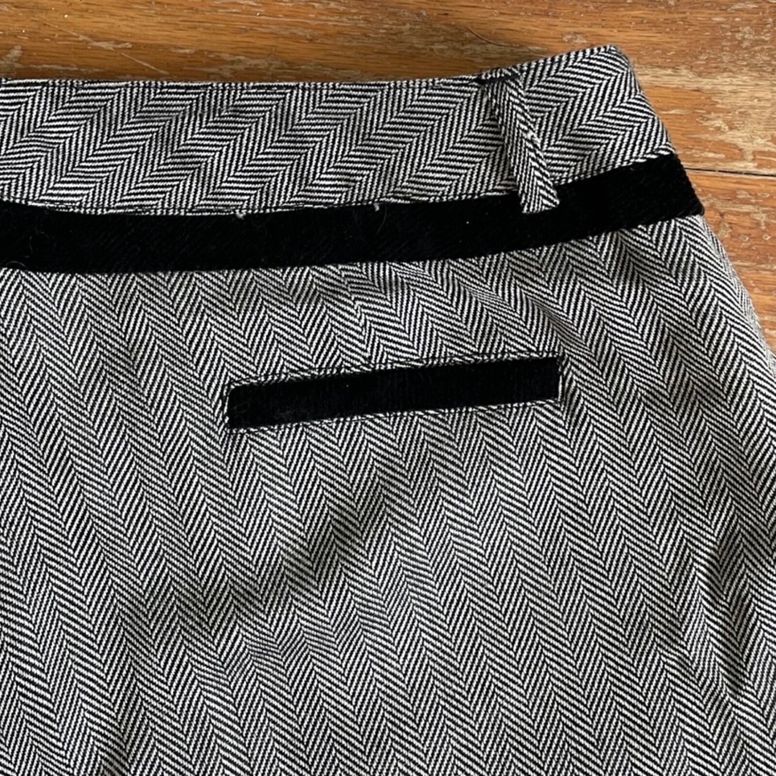 Vintage Herringbone Pants Size Large 33&Prime; Waist 1990s Oscar de la Renta Trousers