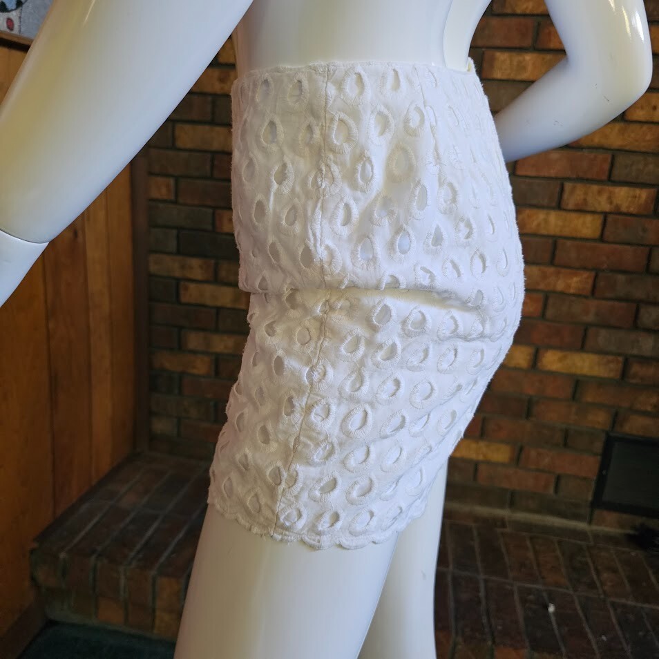Vtg 60s Eyelet Lace Tea Timer Play Shorts & Skirt Chuck Howard Beach Party XS/S