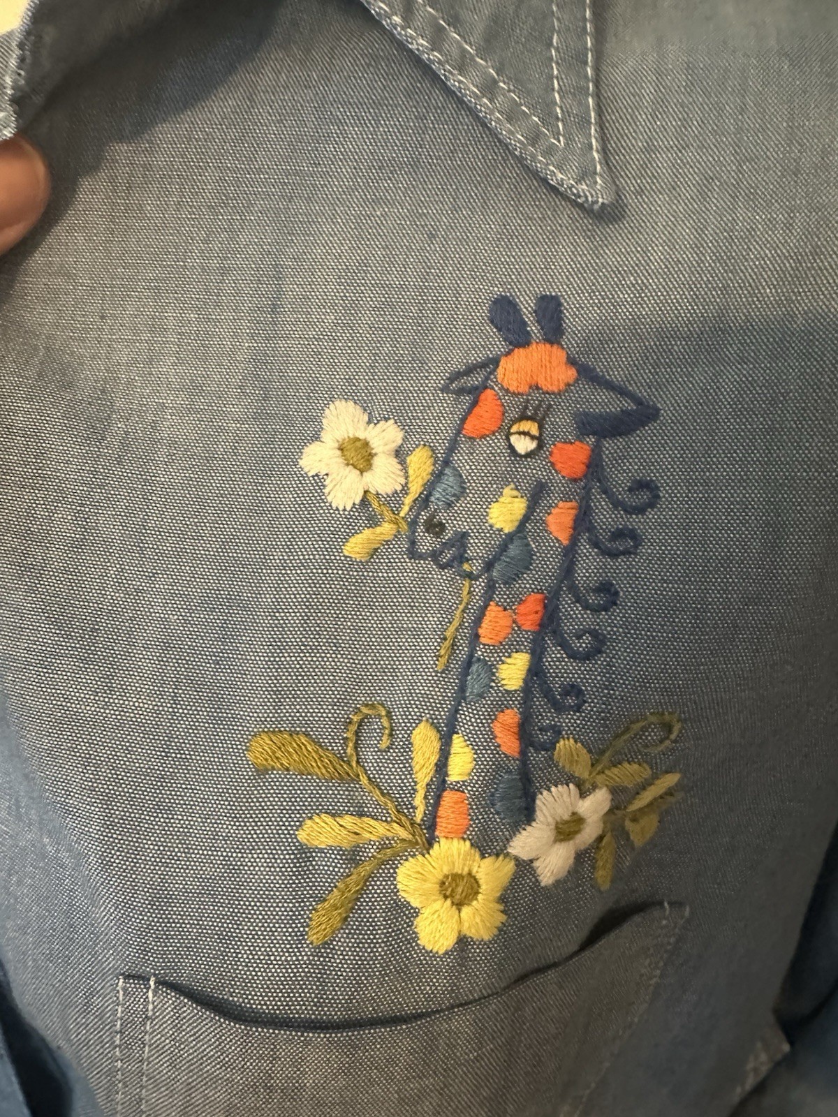 Vintage 60s/70s Helen Cerda Chambray Cotton Button Down Shirt Embroidery