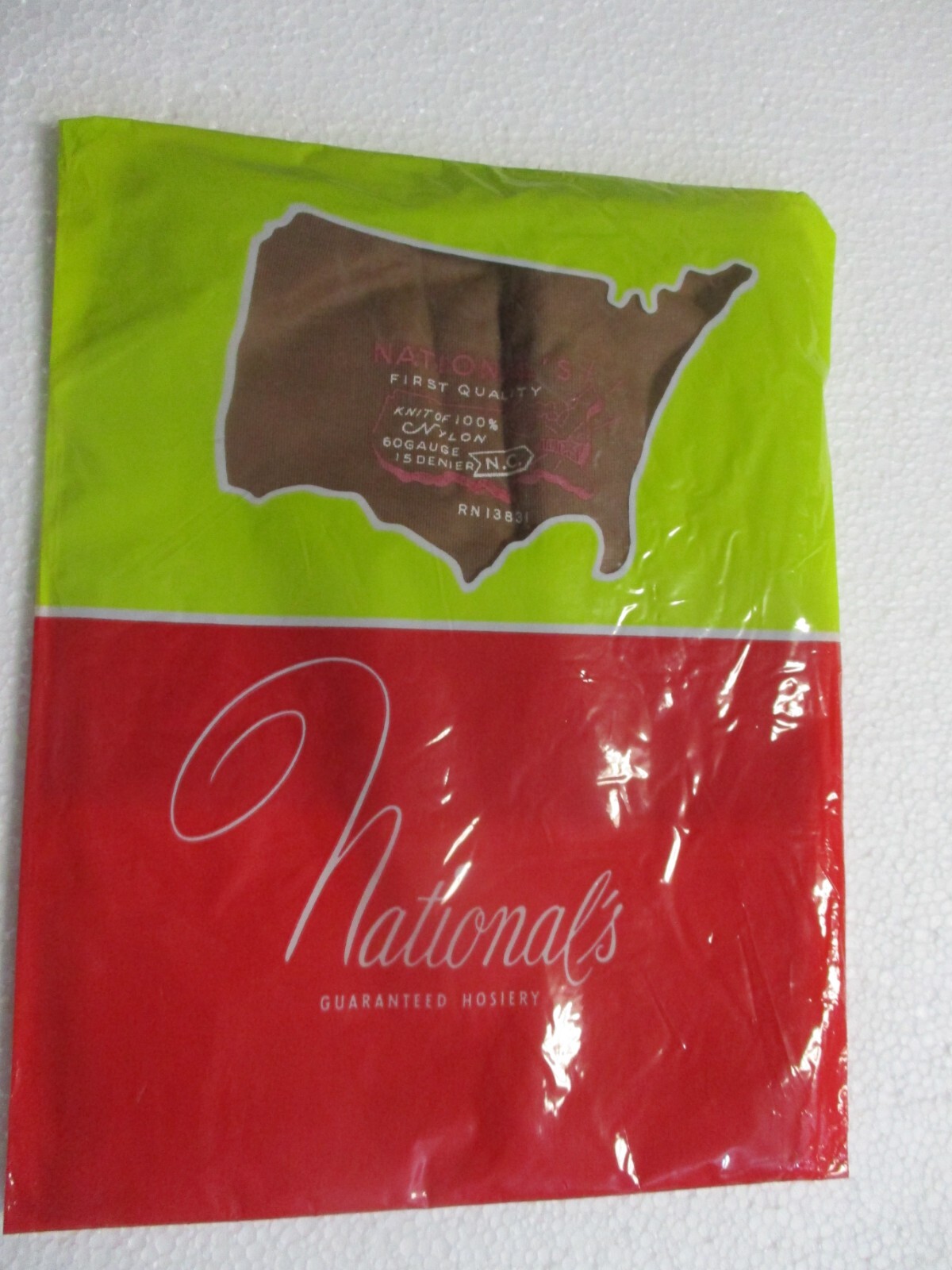 1PR VINTAGE NATIONAL&rsquo;S SEAMED FULL FASHION NYLON STOCKINGS SZ 10 1/2 MED BEIGE