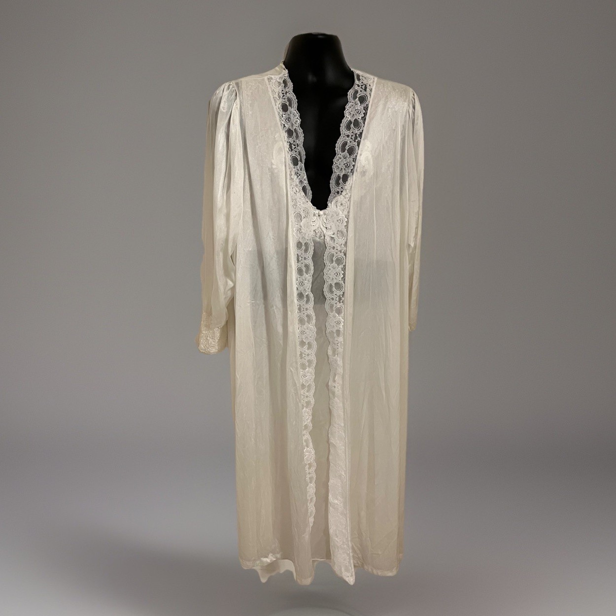 VTG Val Mode 2 Pc Peignoir Set Plus Lace Embroidery Sheer Gown Robe Wedding 1X