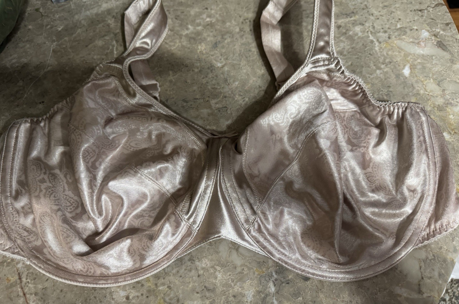 VINTAGE PLAYTEX BRA! 40 DD. CHAMPAGNE