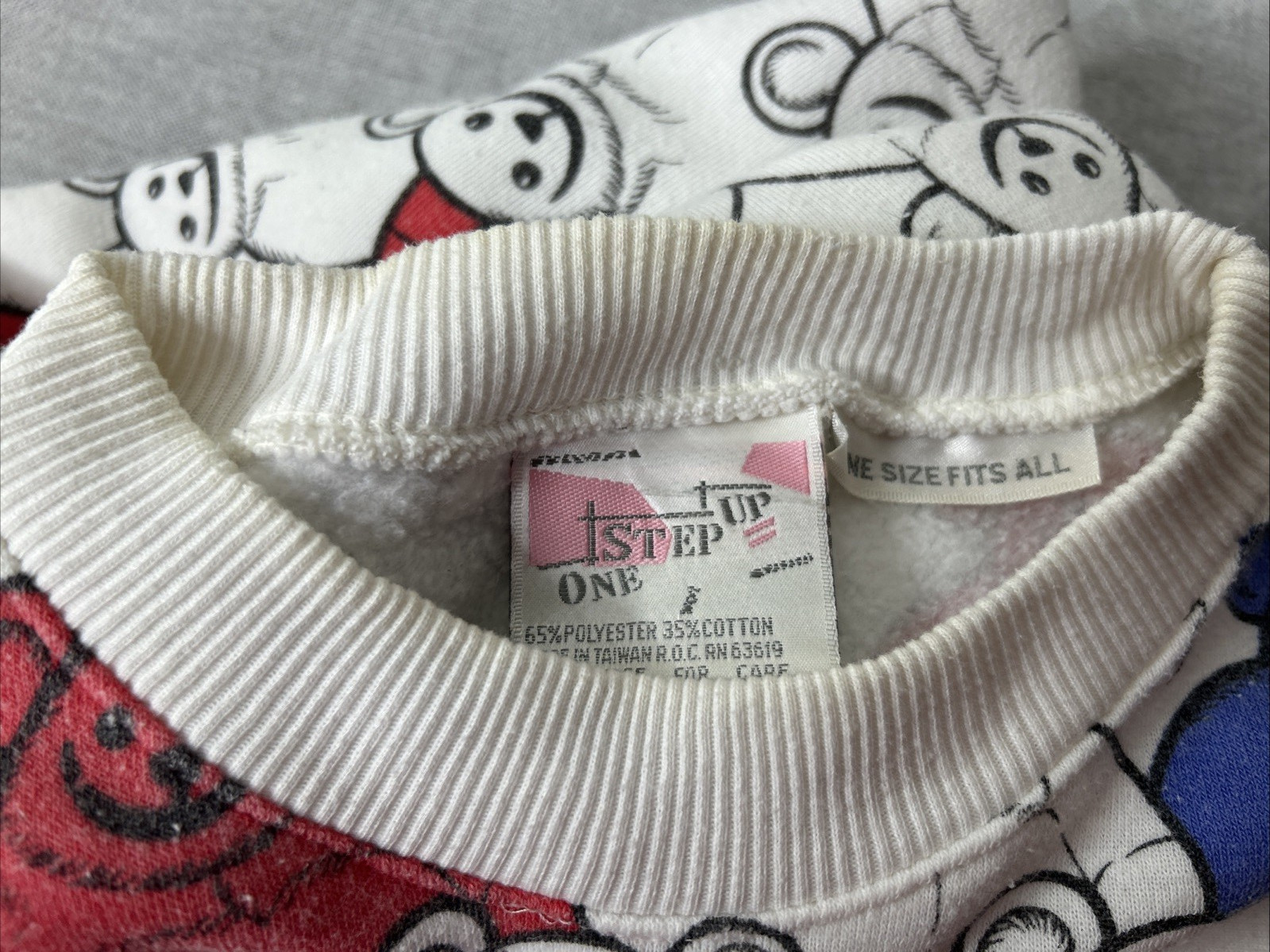 Vintage One Step Up White Sweatshirt with Red, White, and Blue Bears One Size
