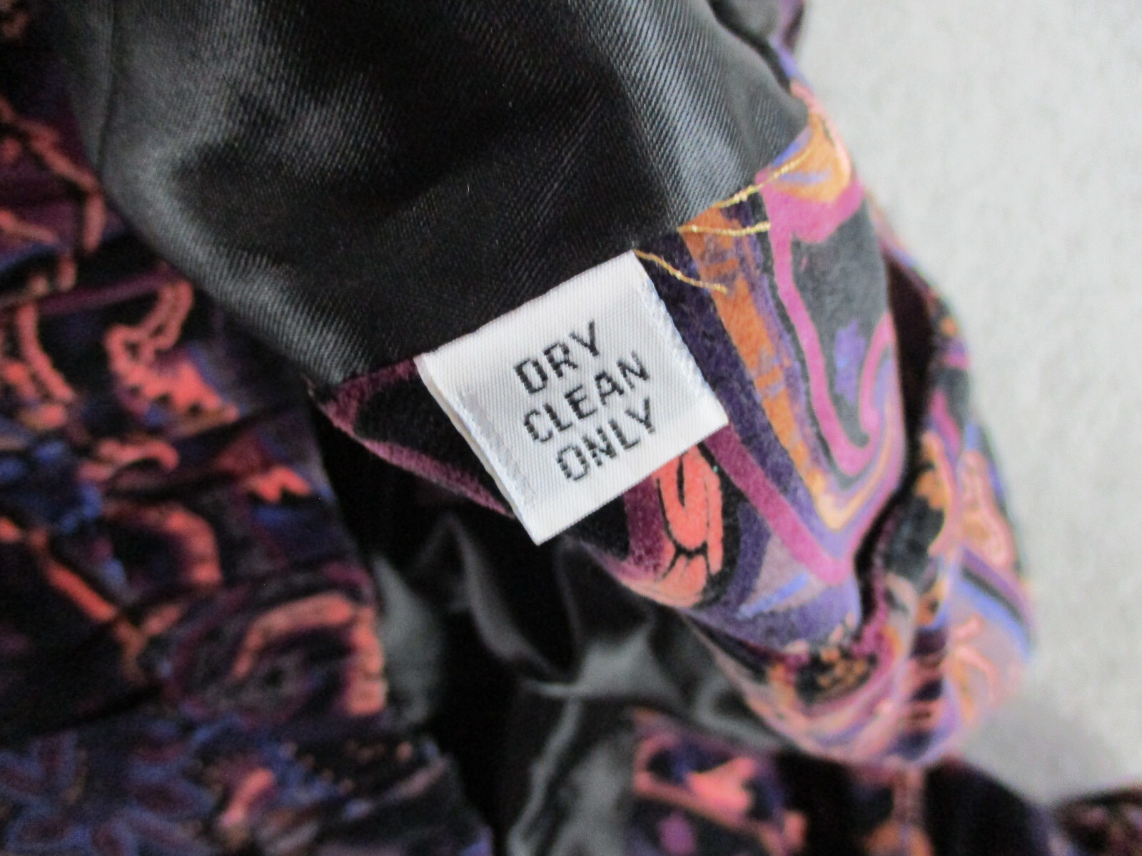 VINTAGE Marguerite Rubel Jacket Womens 2X Purple Paisley Abstract Bomber Velvet