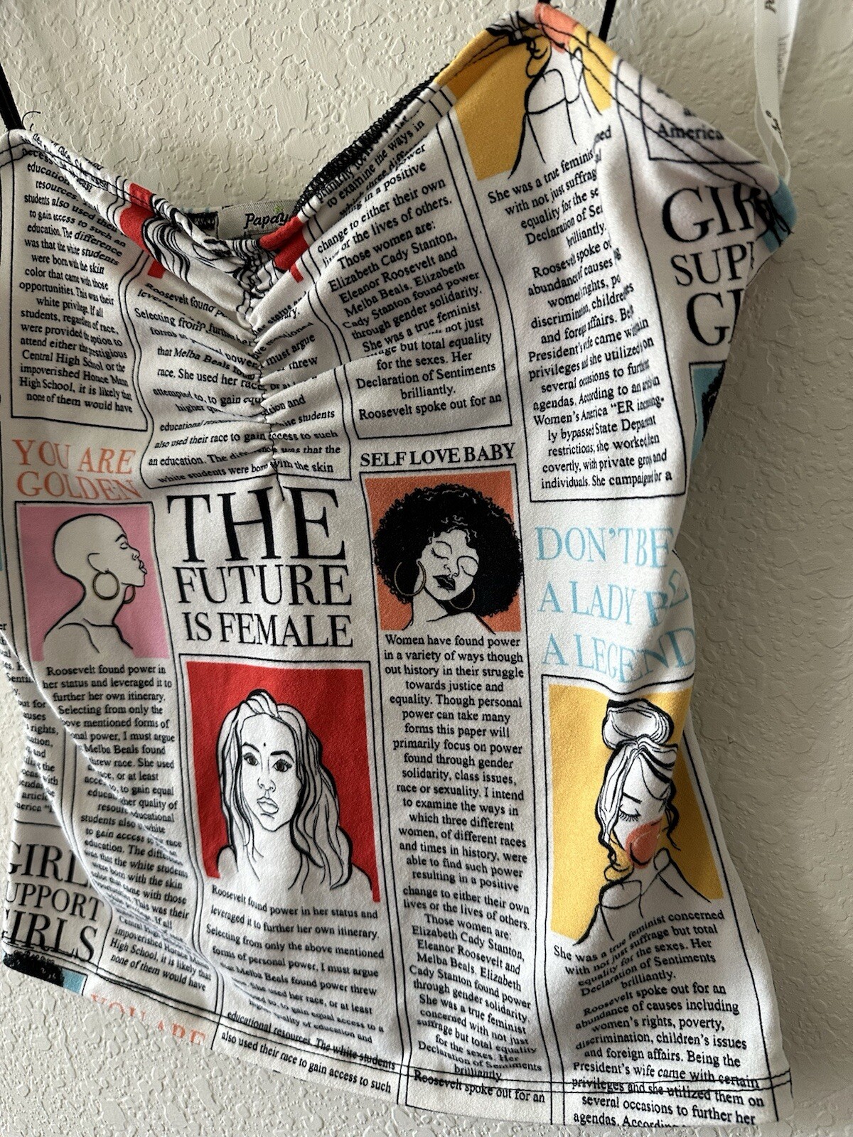 Vintage Early 2000’s Papaya The Future Is Female Sz M Tank Top Bratz Y2K NYC