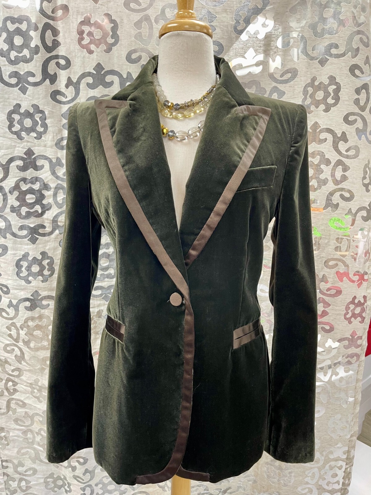 Vintage Gucci Velvet Olive Blazer by Tom Ford – Size 46