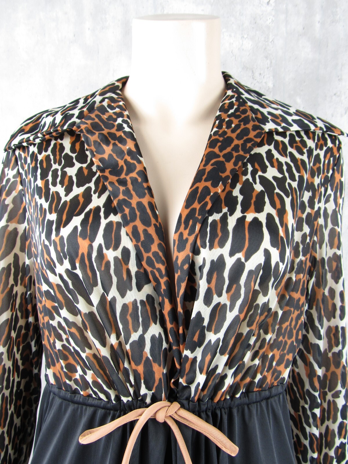 Vintage Vanity Fair Leopard Print French Cuffs Robe Hostess Dress Maxi Kaftan