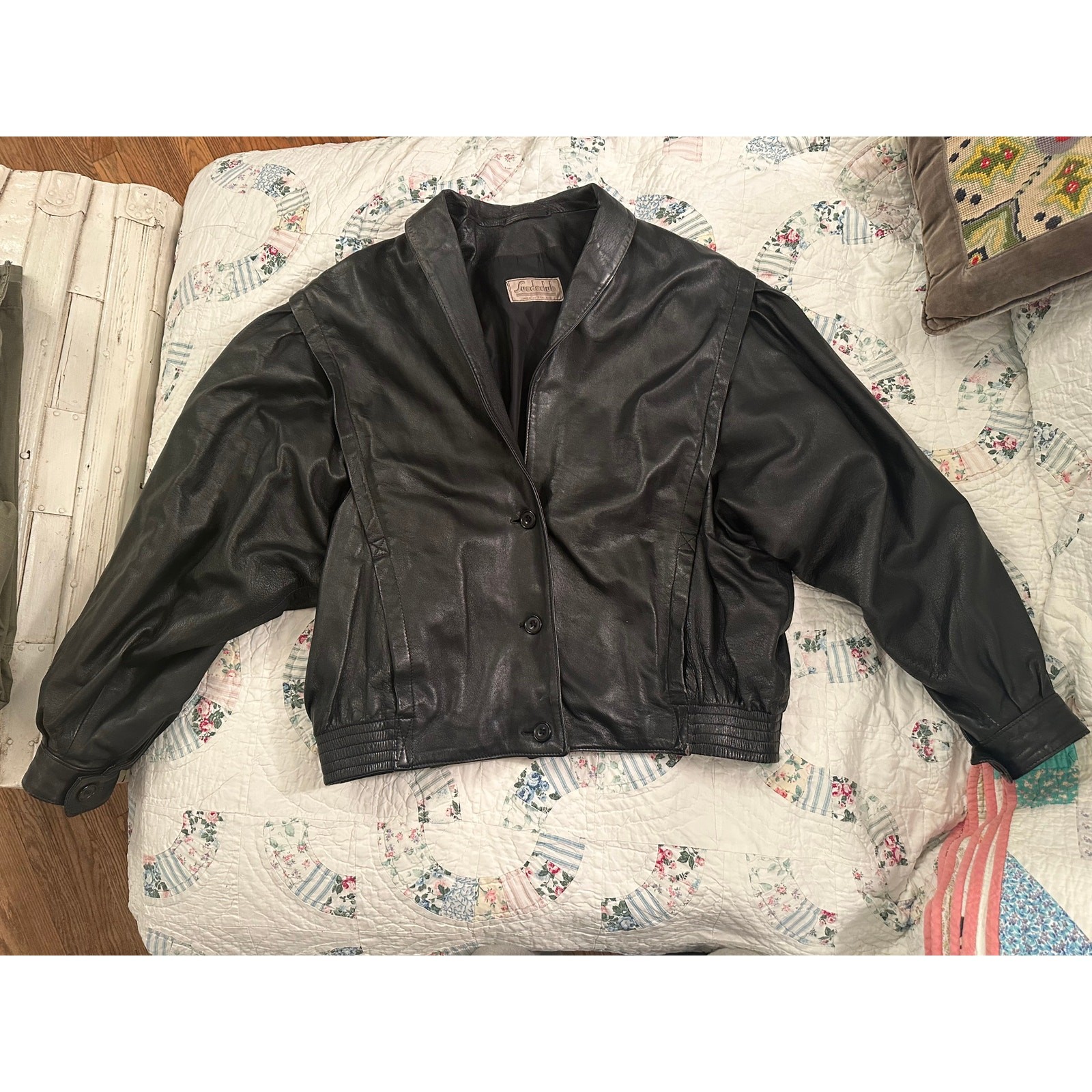 VINTAGE SLOUCHY BLACK LEATHER DOLMAN SLEEVE JACKET MADE IN ENGLAND TAYLOR SWIFT!