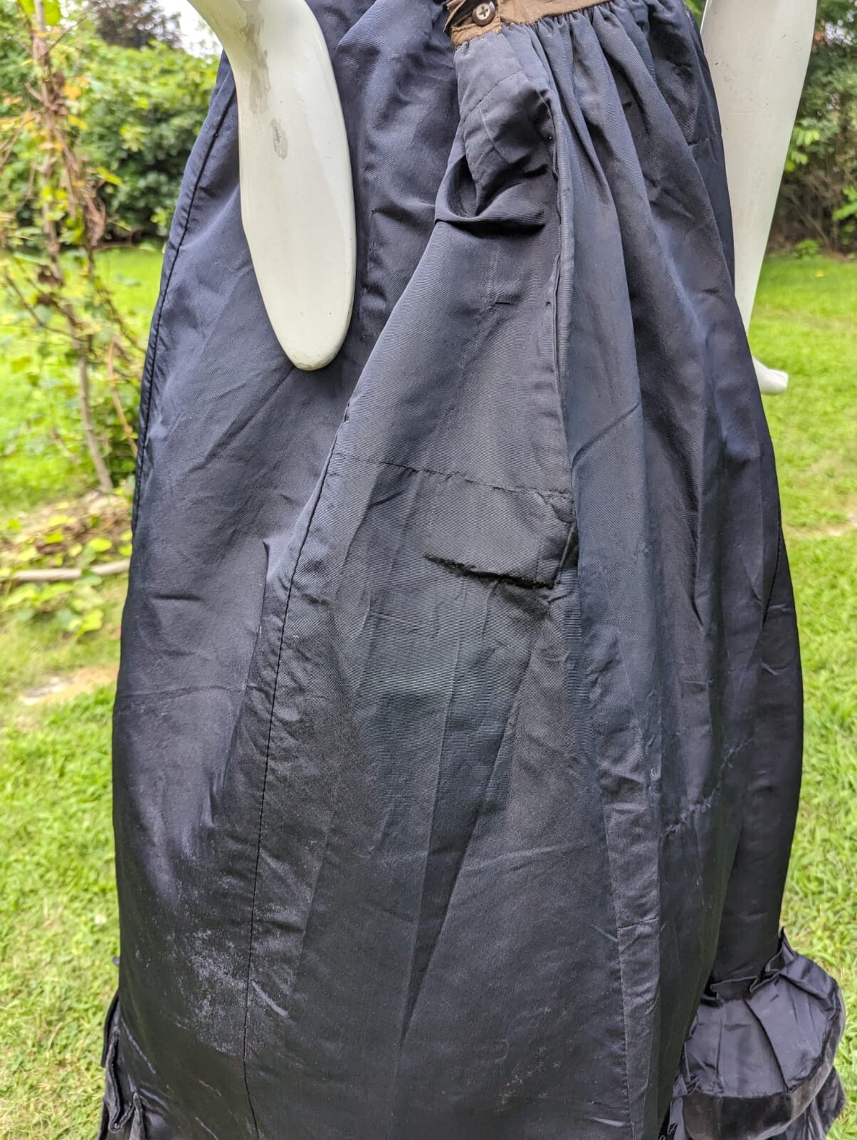 VICTORIAN 19TH C BLACK BUSTLE SKIRT W VELVET + SILK RUCHED RUFFLE BOTTOM