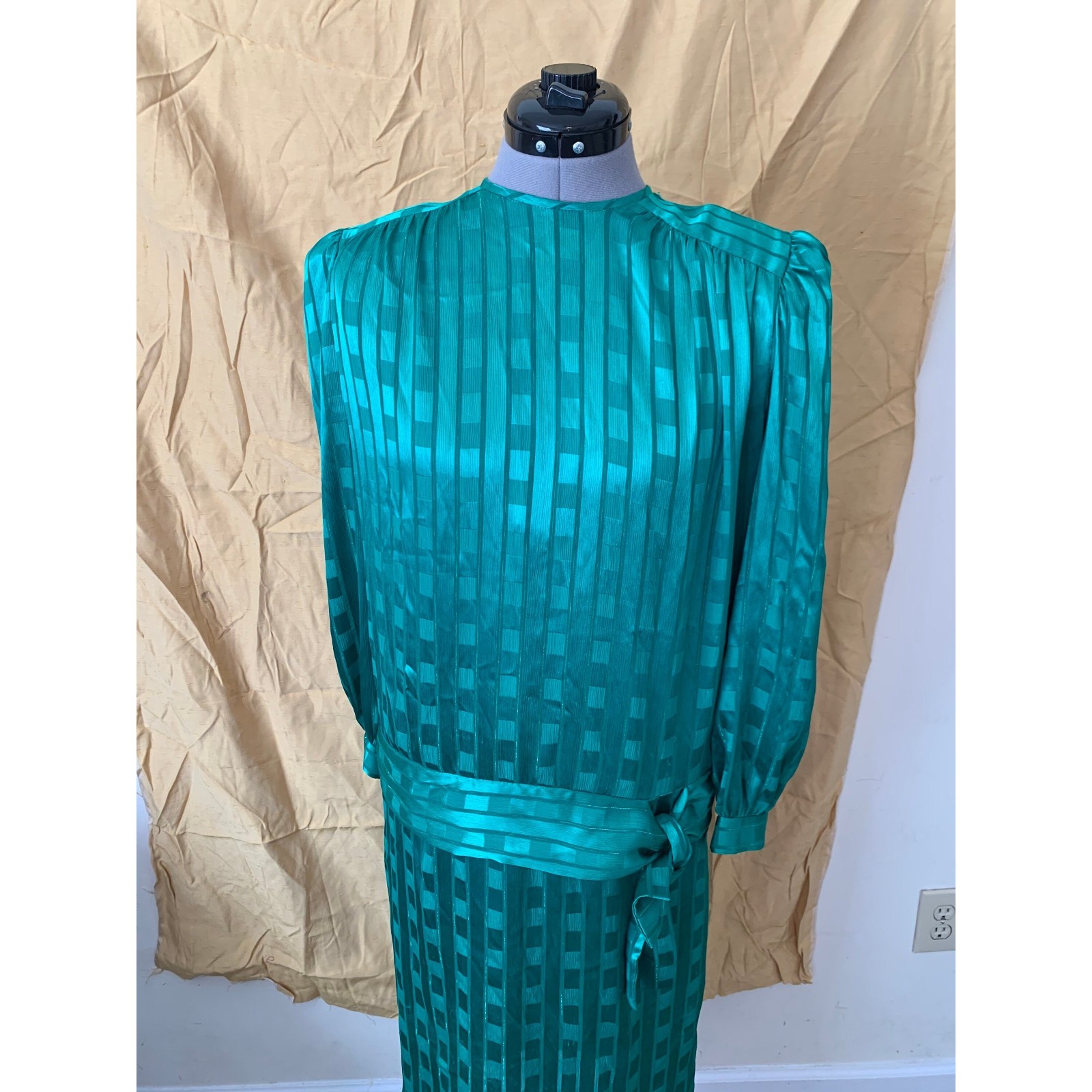 Vintage 80s Emerald Green Metallic Dropwaist Dress Size 8