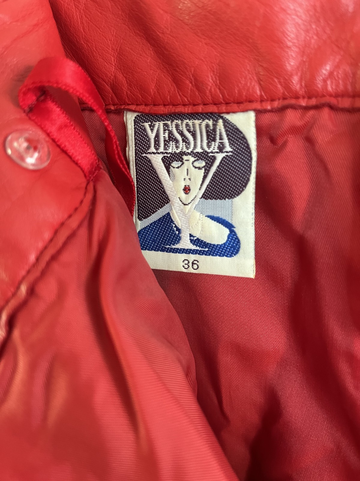Vintage 1980s Cherry Red Genuine Leather Cropped Jacket & Pants Set Size 36