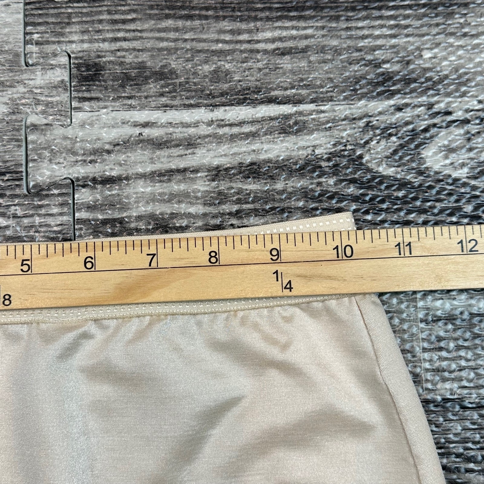 Vintage Shape-Mate Wiggle Skirt Half Slip Built-in Panty XL 31&Prime;-32&Prime; Beige Sissy