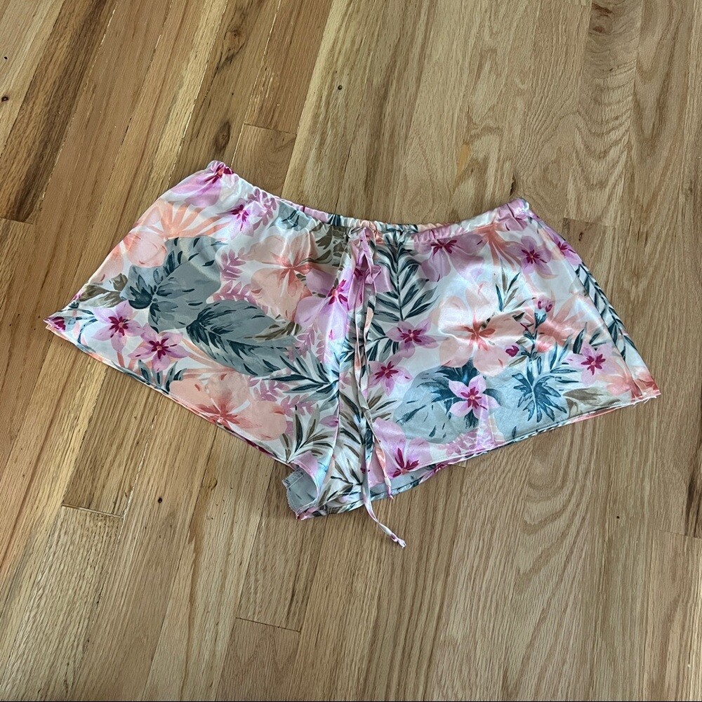 90s Vintage Pajama Sleep Shorts Womens Medium floral orange green Satin Lounge