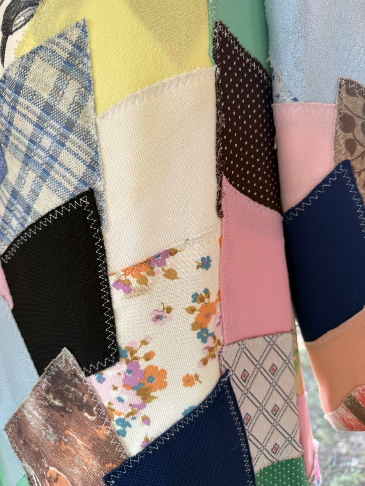 1970s Vintage Crazy Quilt Patchwork Jacket Preppy Lilly Pulitzer Vibe – Med/Lg