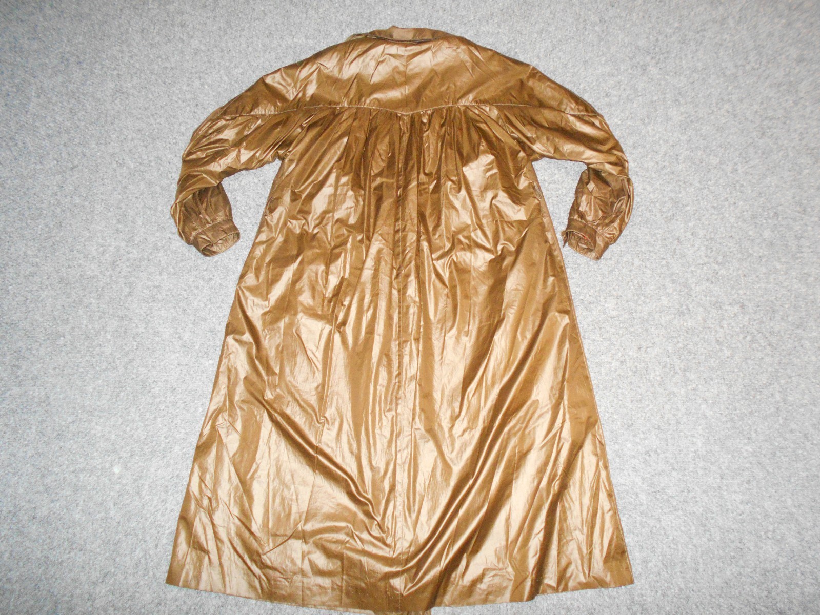 COUNT ROMI LTD VTG 60&rsquo;S METALLIC COPPER WOMENS USA 10 BELTED LIGHT COAT